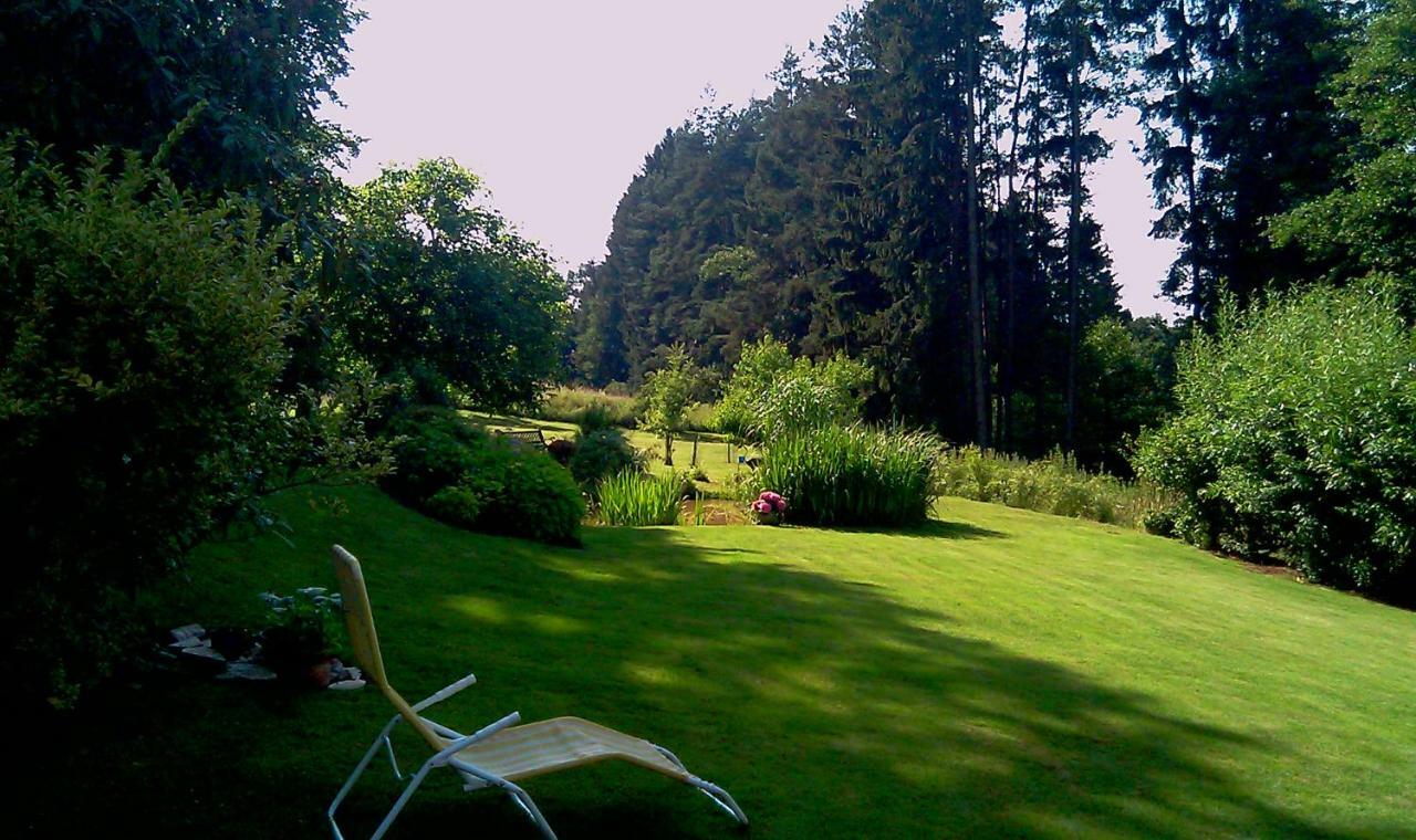 Apartment Mit Burgblick Im Gruenen, Familie Held Burgthann Экстерьер фото